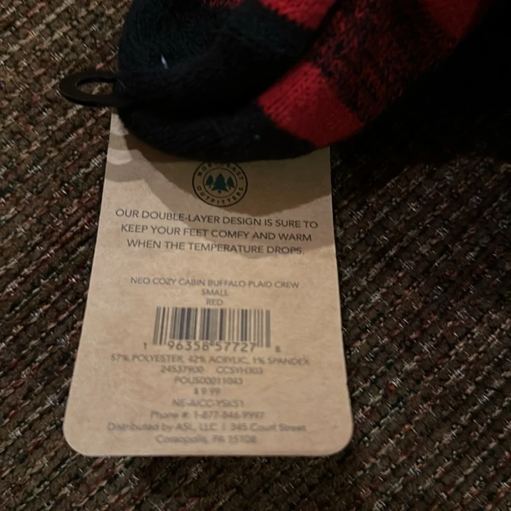 Northeast Outfitters Youth Cozy Cabin Buff Check Aloe Infused Socks